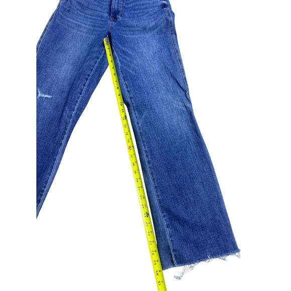 Judy Blue Jeans Women’s 7/28 Mid Wash Straight Leg Raw Hem Distressed Denim - Picture 6 of 8